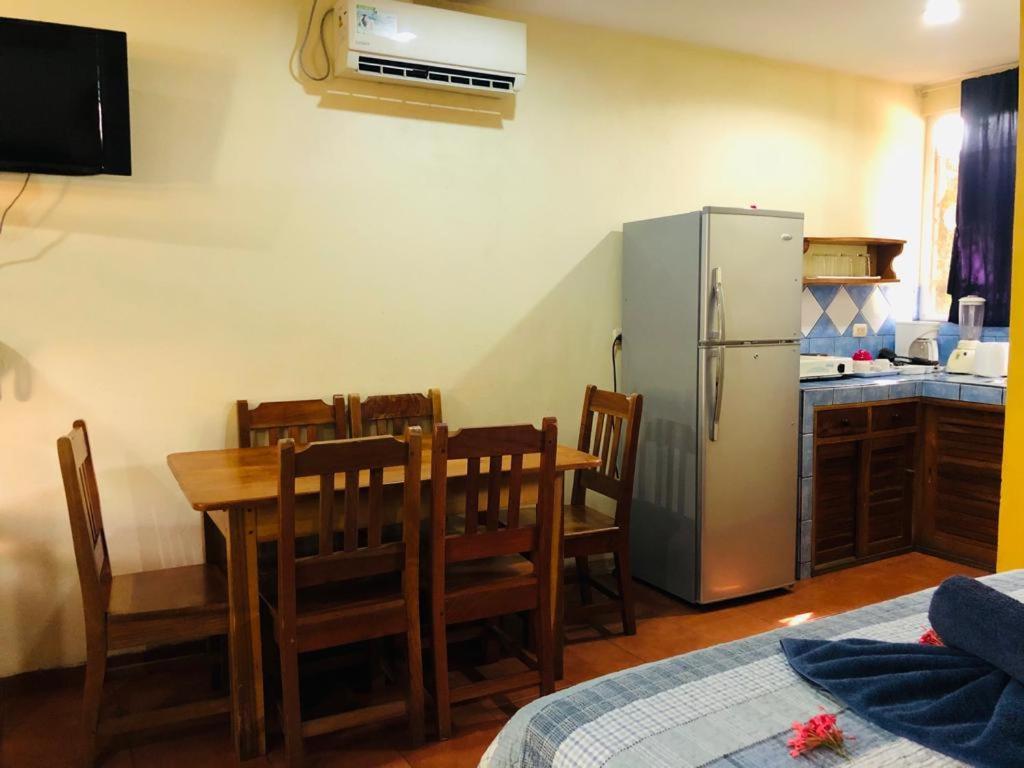 Hotel Isolina Beach ポトレロ エクステリア 写真